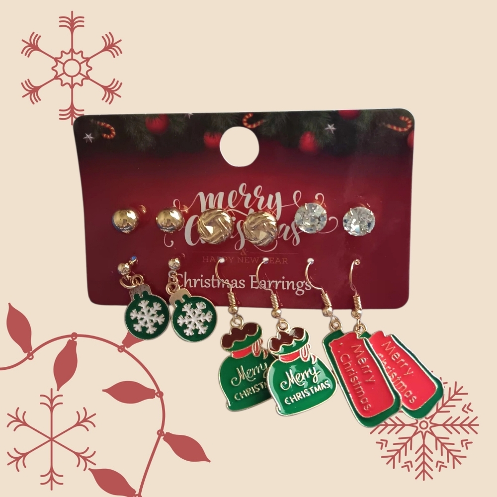 Pack 1 Christmas Earrings Ornaments & Gift bags - Picture 1 of 3